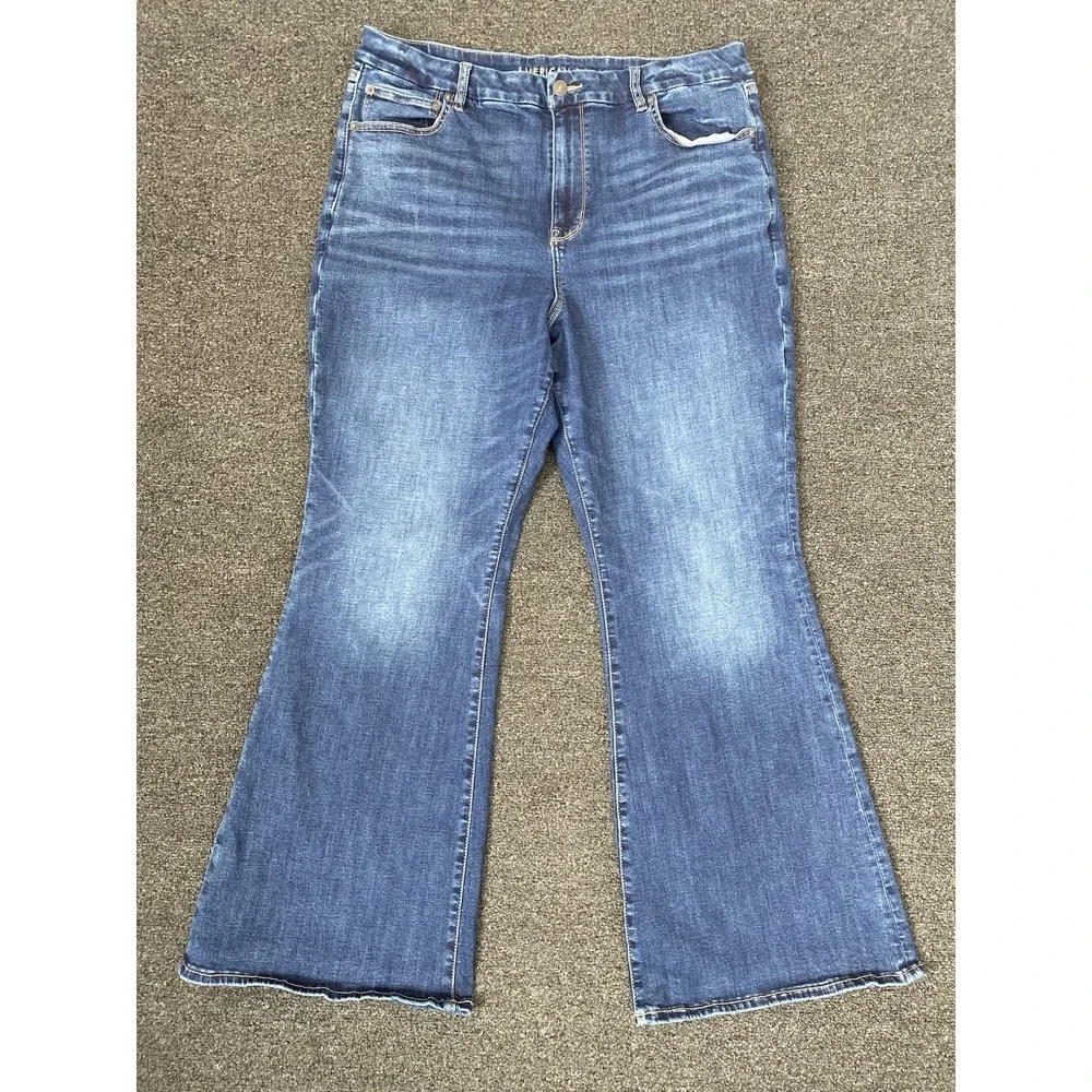 American Eagle Curvy Super Hi-Rise Flare Blue Jeans Womens 18 Regular Casual - Picture 1 of 10